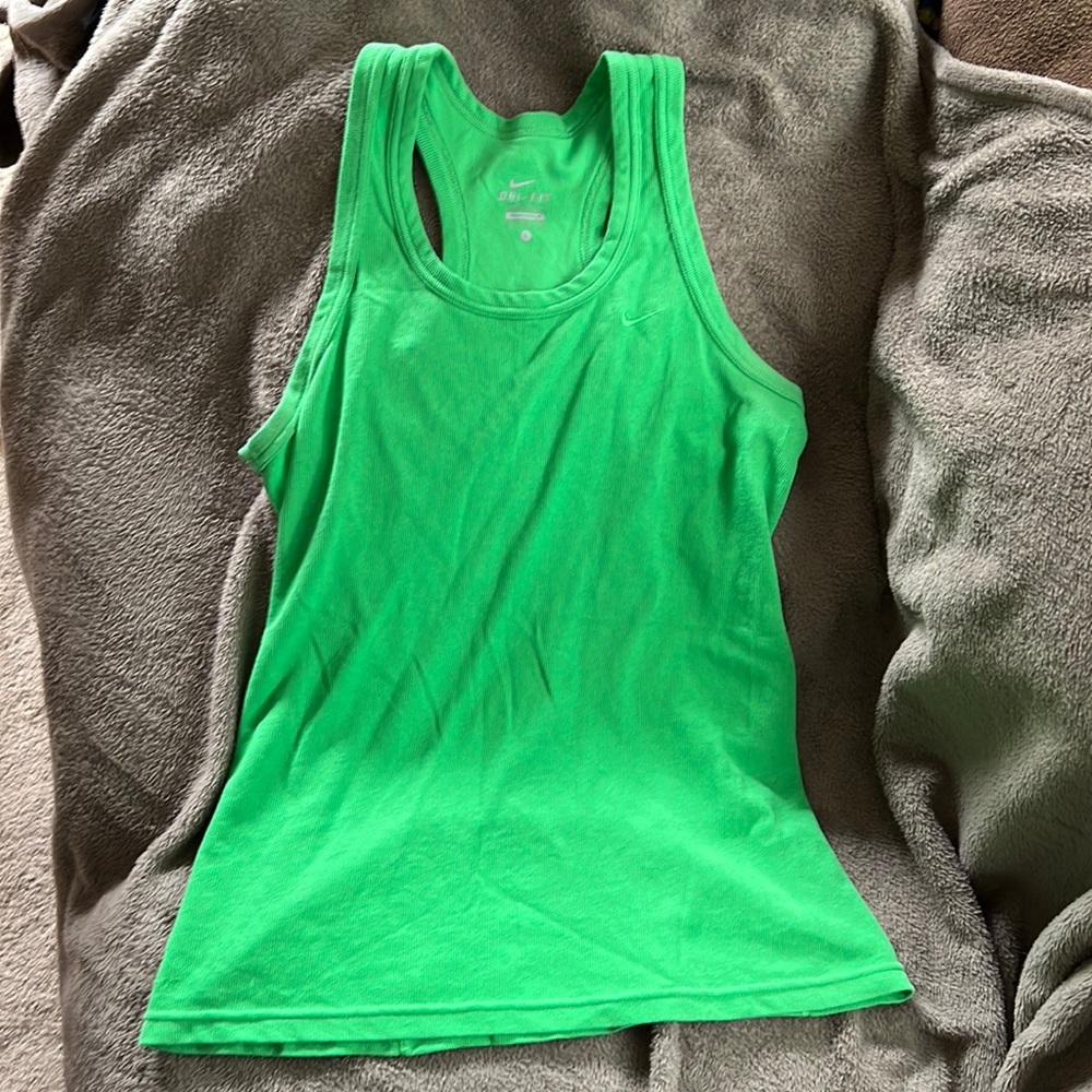 Nike women’s dri-fit shirt
